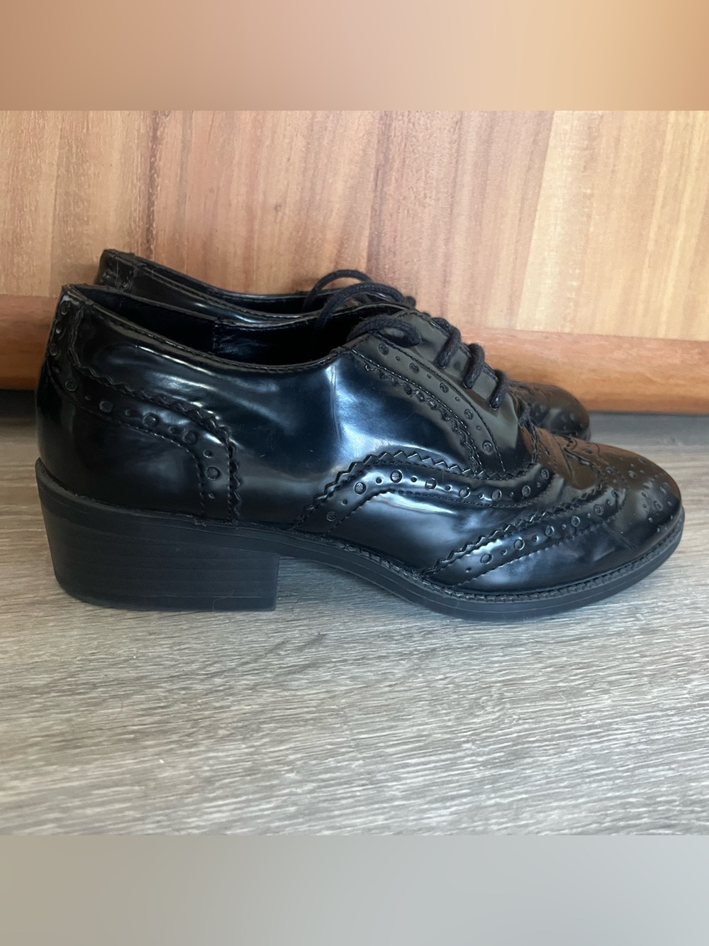Le Château Faux Leather Wingtip Brogue Oxford Shoes